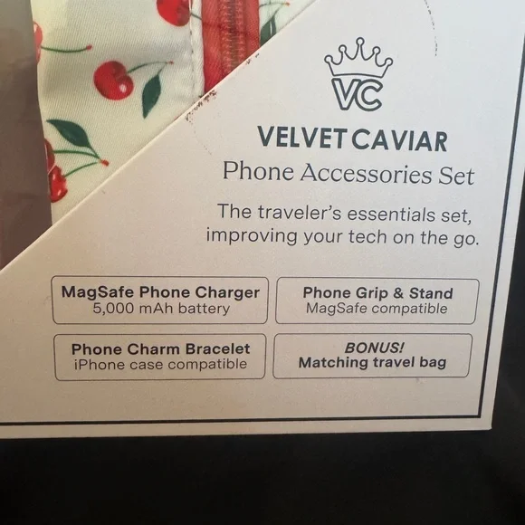 Velvet Caviar Cherry Travel Tech Set NIP - Picture 3 of 8